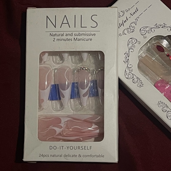 2 Designs Stick-On Nails (White Flames & Diamond; Red Gems & White Petals) - Picture 2 of 5